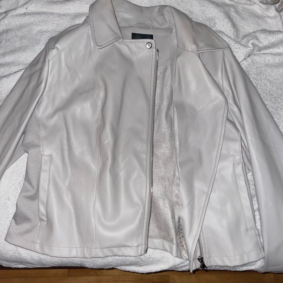 Grey leather jacket - Picture 2 of 2